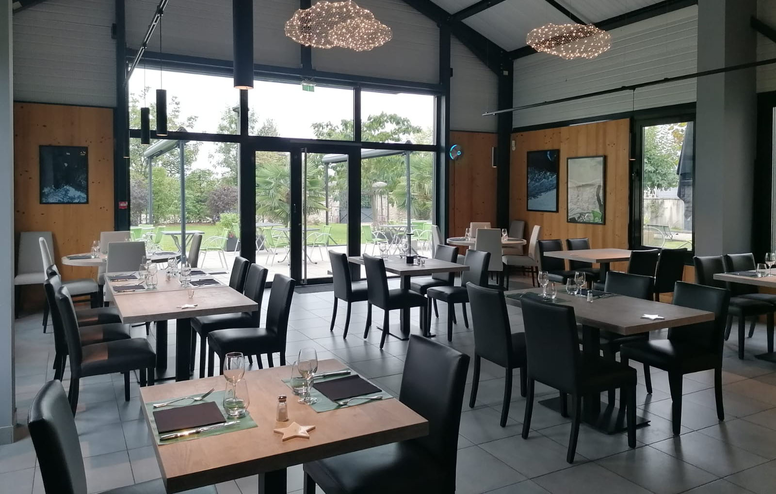 Salle du restaurant de la Cure Gourmande